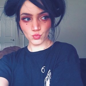 Meet your Posher, Paige